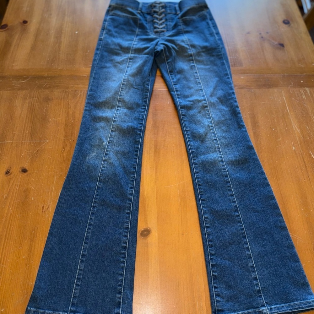 Sofia Vergara Jeans Med Wash Womens 2 Flare Tie Front 70’s Vibes Hippie Retro